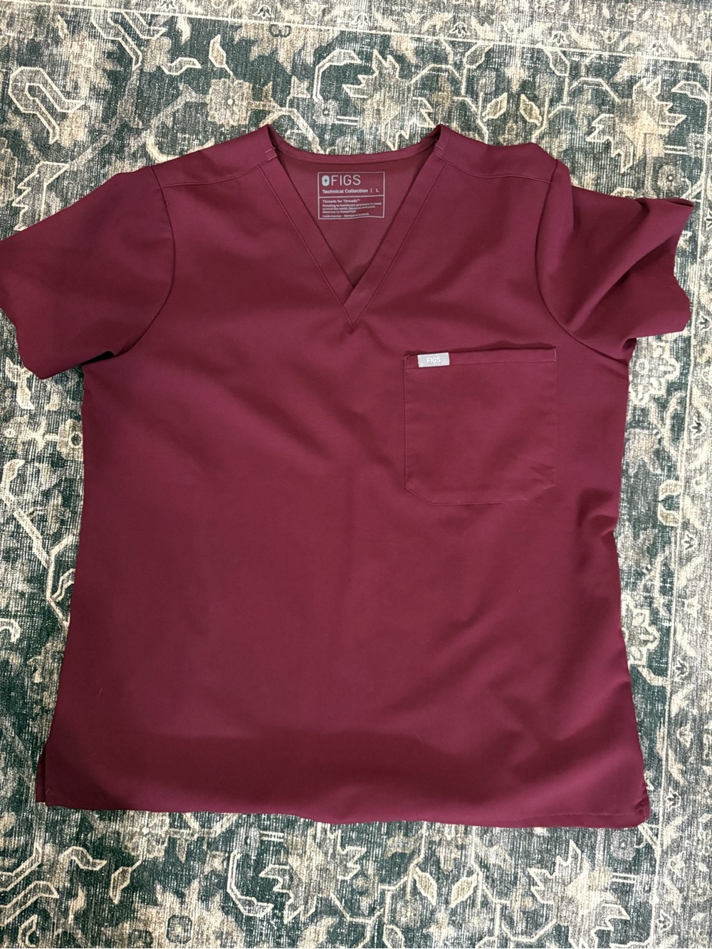 FIGS Women's V-Neck Scrub Top  and Staight Leg Pants in Maroon